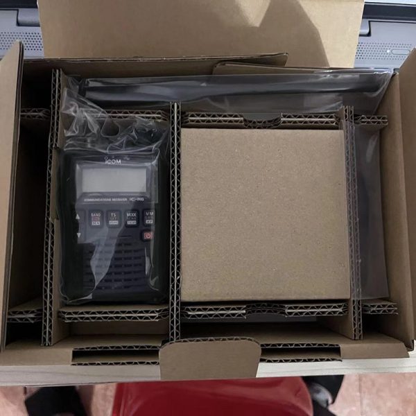 ICOM R6 Receiver Radio ICOM IC-R6 SPORT Communication Receiver Broadband AM FM - Image 3