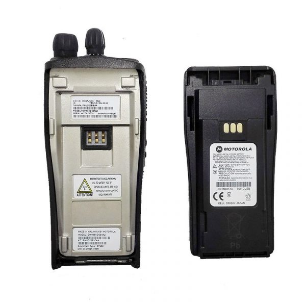 Motorola EP450 VHF UHF portable two way radio - Image 5