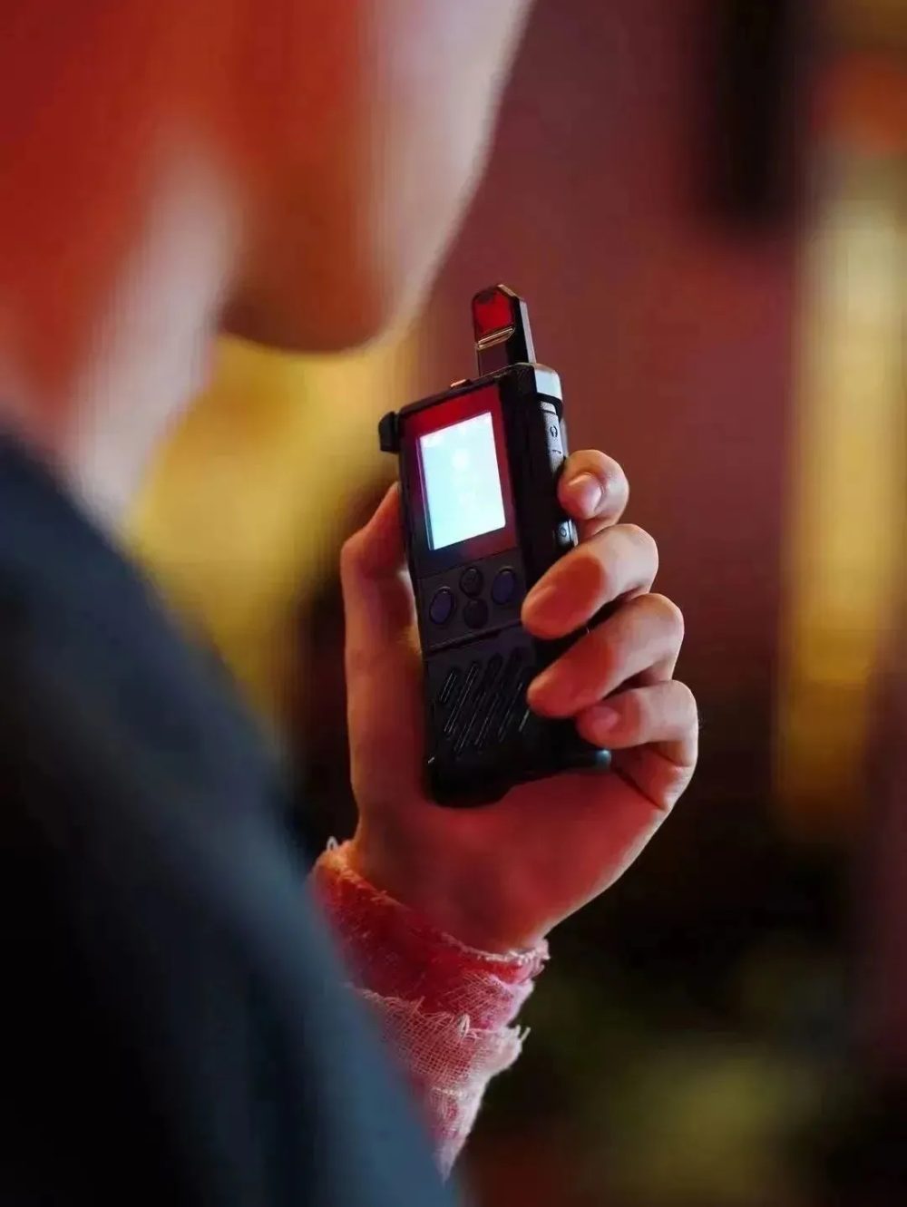 HYT P30 TH PTT LTE 4G Walkie Talkie - Image 4