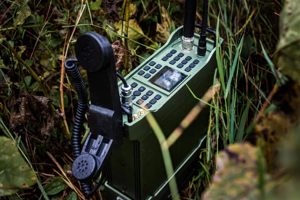GUOHETEC PMR-171 TBR-119 Tactical Handle Microphone Portable Listening And Launching Transceiver Integrated Headset - Image 6