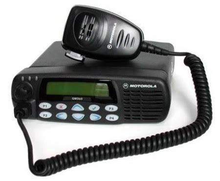 Motorola GM360 UHF VHF Mobile Base Transceiver