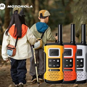 Motorola K6 UHF 5W Portable Radio for Kids Children Outdoor Skiing Cycling